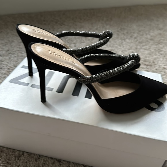 Shultz mules 3.3 inch heel. New in box never worn - Picture 2 of 5
